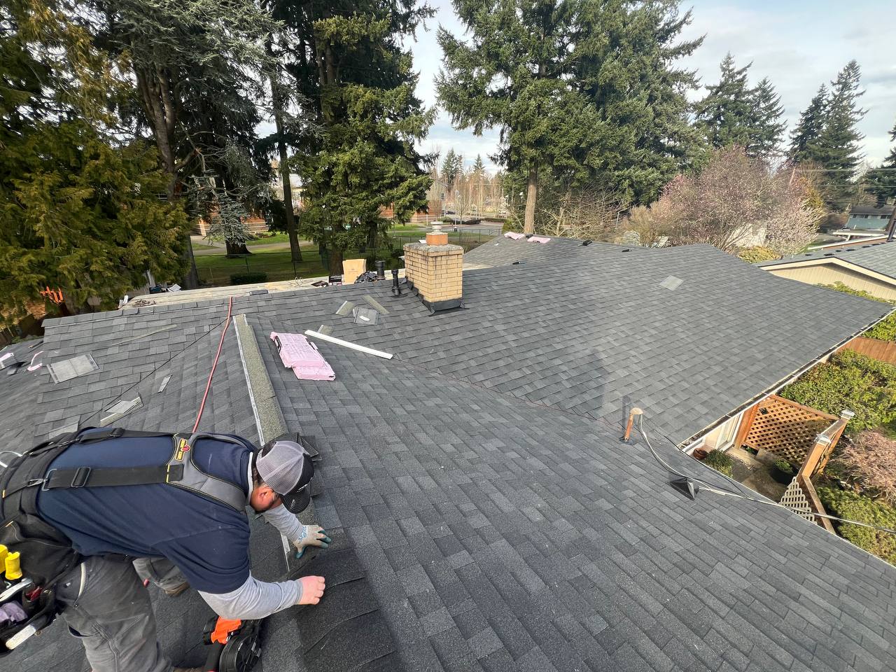 Roof replacement contractor in Bellevue